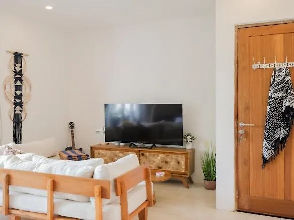 Charming Haus Unit 6