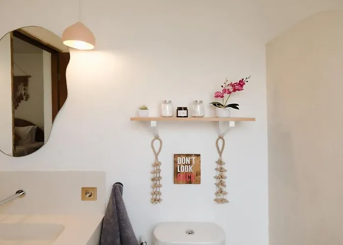 Charming Haus Unit 6 アパート *