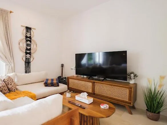 Charming Haus Unit 6 アパート *
